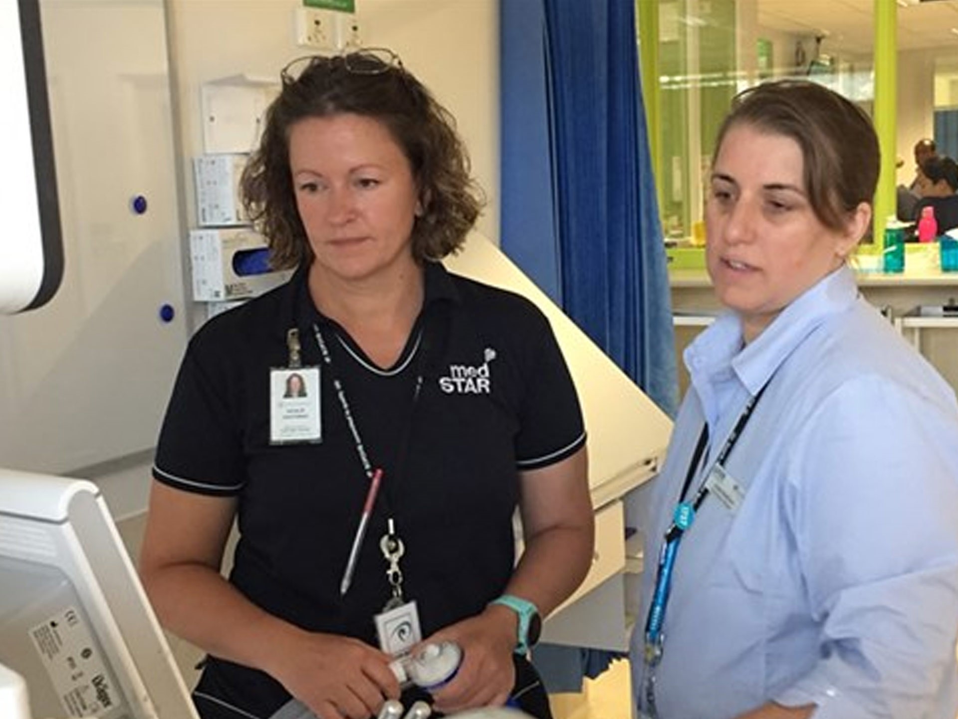 Advanced Care Nurse Natalie Hincksman (left) works alongside Whakatāne Hospital Acute Care Clinical Care Manager Louise Blackburn (right).